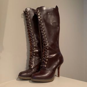 Dr. Martens Gilda Boot Size 7US